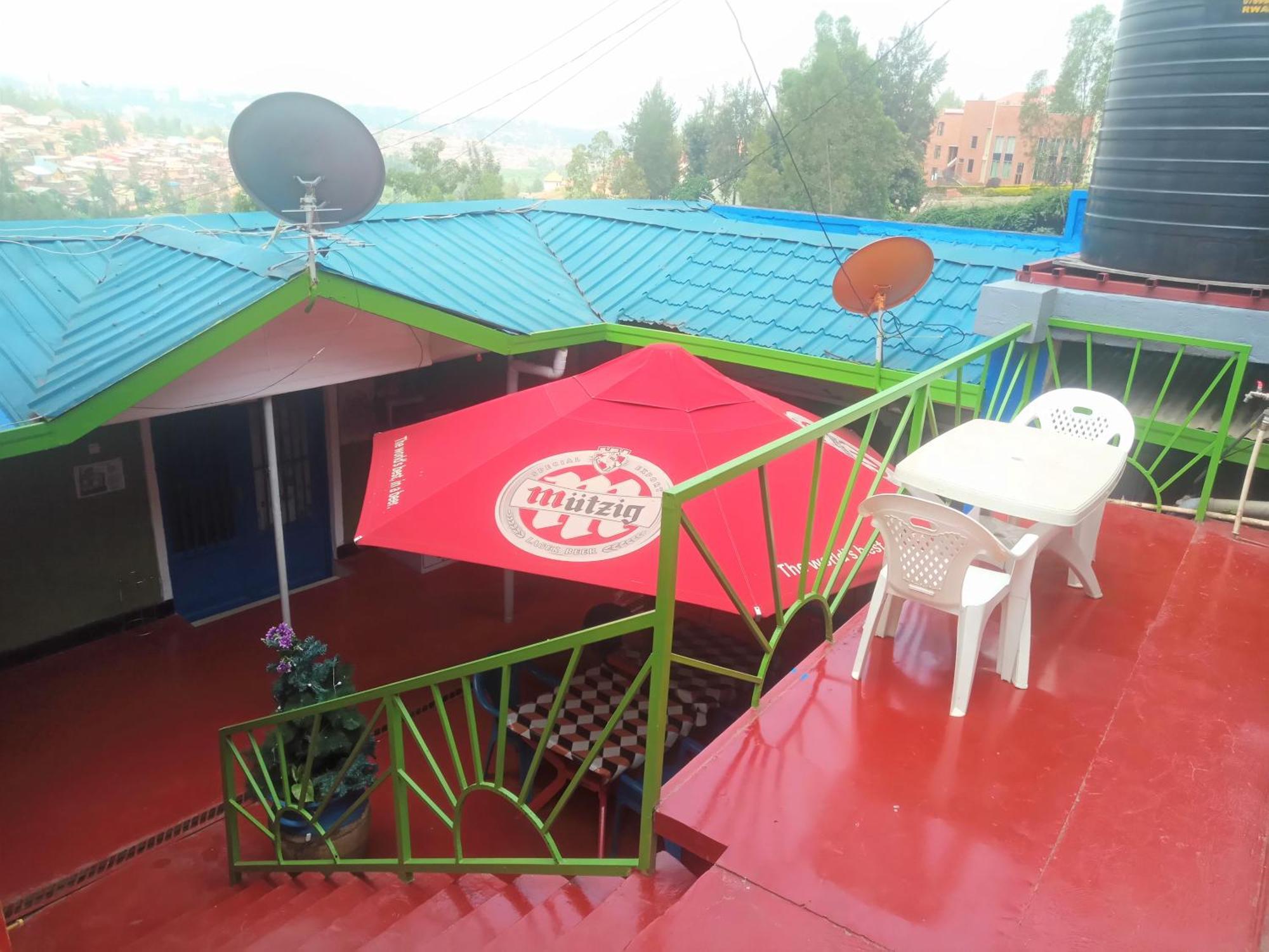 Colours Club And Spa Kigali Eksteriør bilde